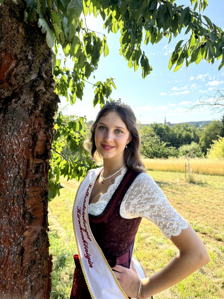 Kirschkönigin Kalbensteinberg 